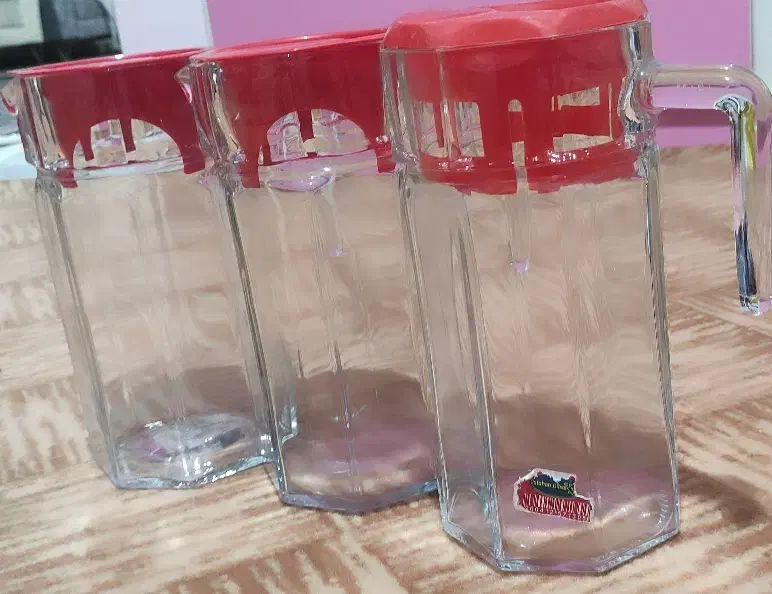 پارچ سر دار|ظروف سرو و پذیرایی|دهگلان, |دیوار