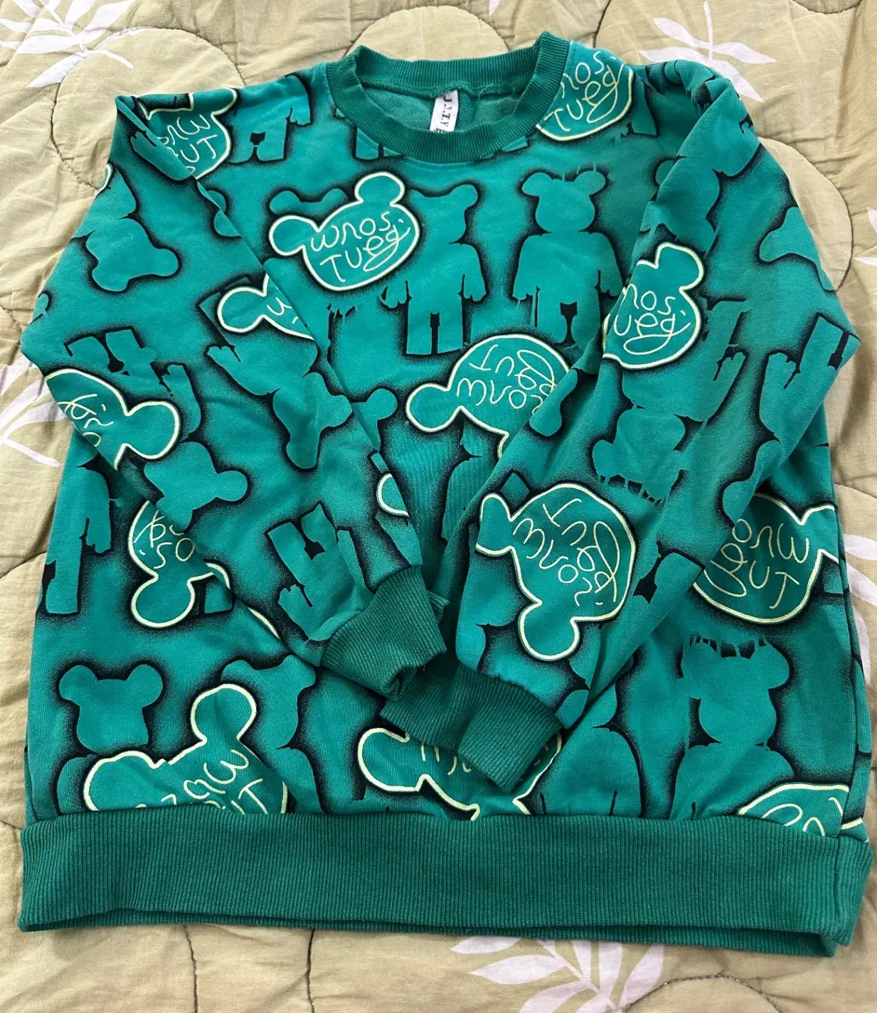 پوشاک بلوز|لباس|بابل, |دیوار