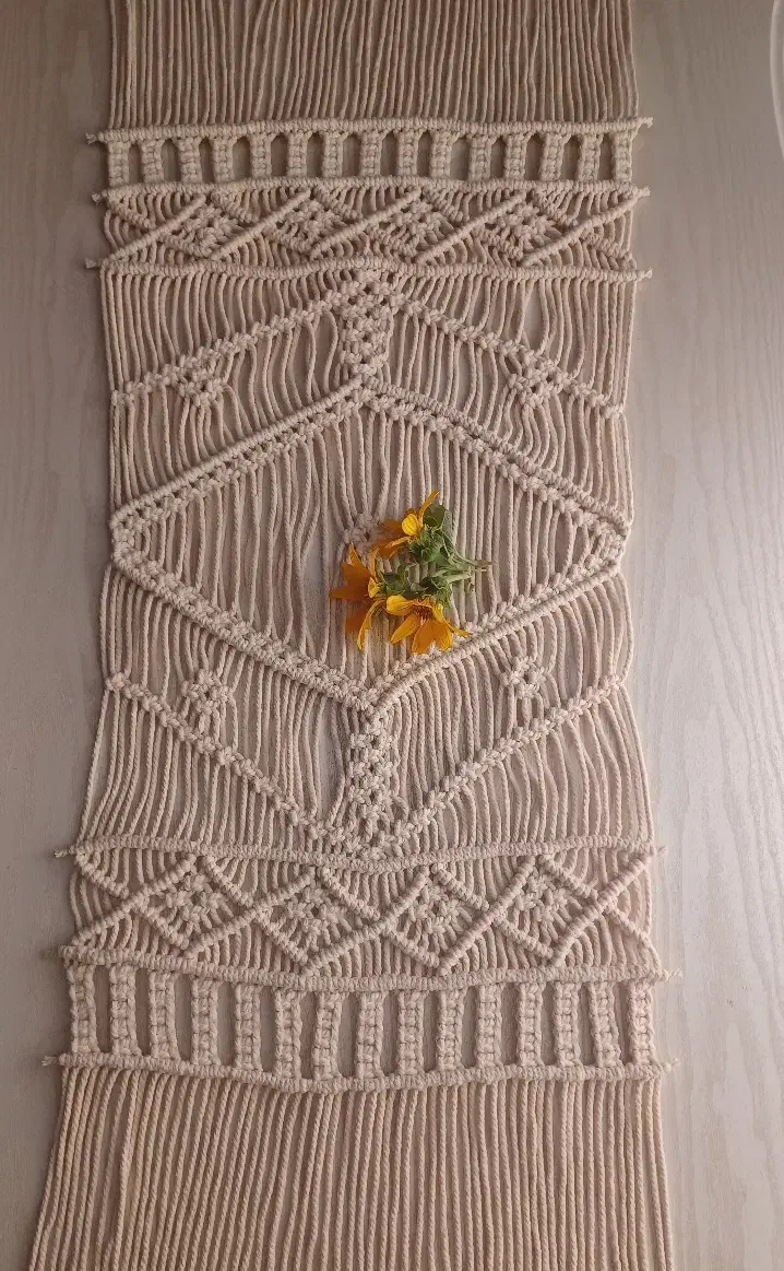 رانر مکرومه|پرده، رانر، رومیزی|شیراز, باغ تخت|دیوار