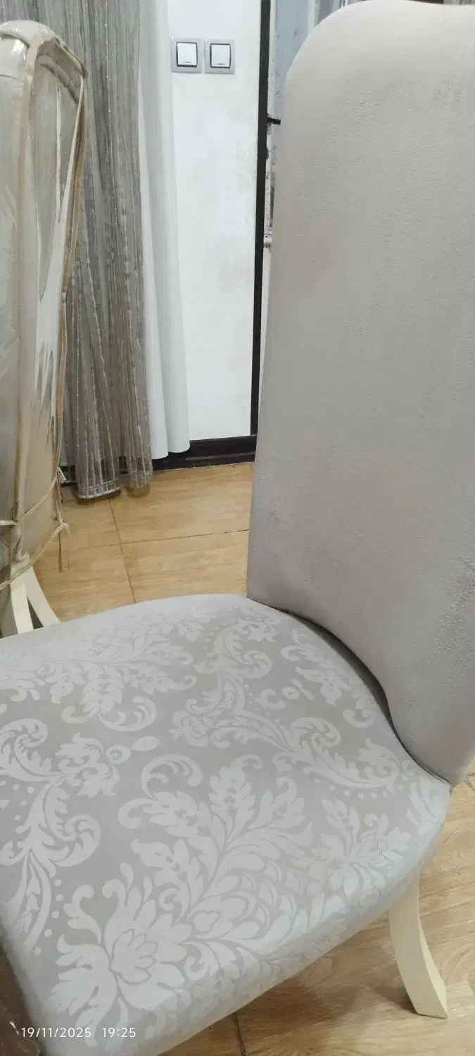 میز نهار خوری|میز و صندلی غذاخوری|لنجان, |دیوار