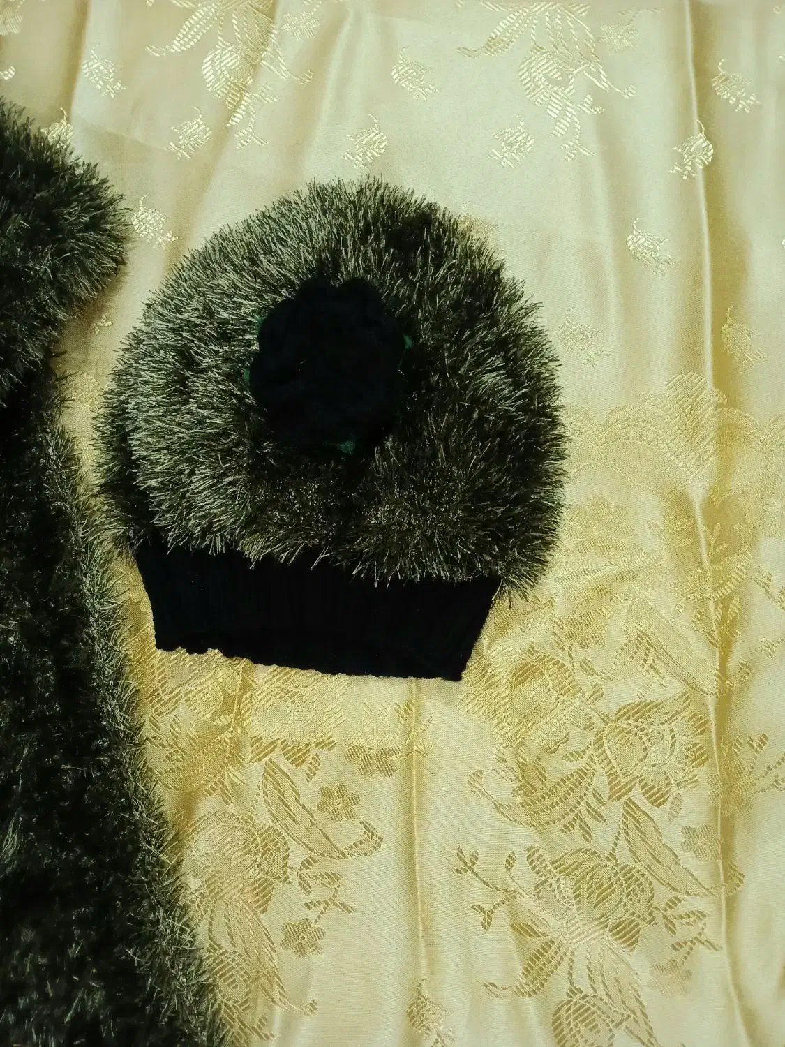 شالگردن و کلاه|لباس|قم, علی آباد سعدگان|دیوار