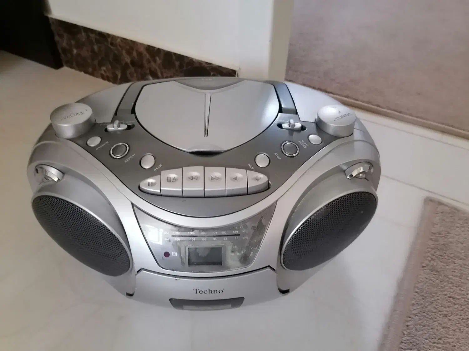 رادیو سالم. سی دی خور فلاش هم میخوره|صوتی و تصویری|اسلامشهر, شهرک مهدیه|دیوار