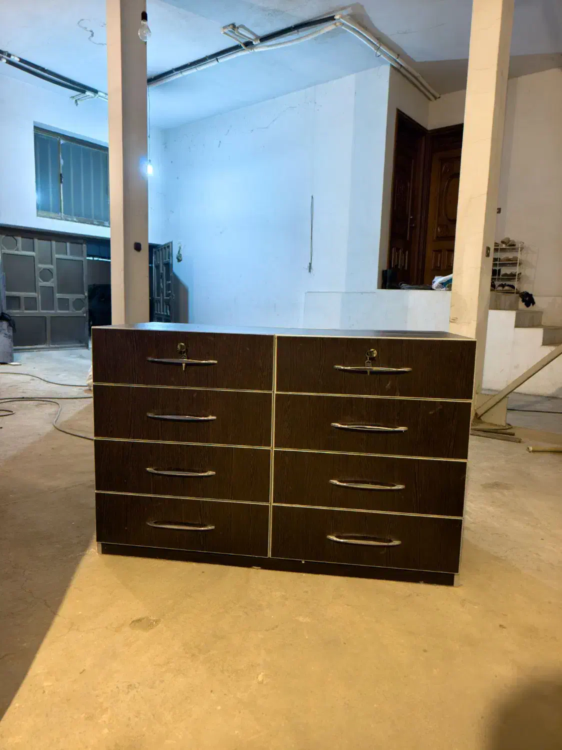 دراور  ۸کشو|جاکفشی، کمد، دراور|بندر انزلی, امامزاده|دیوار