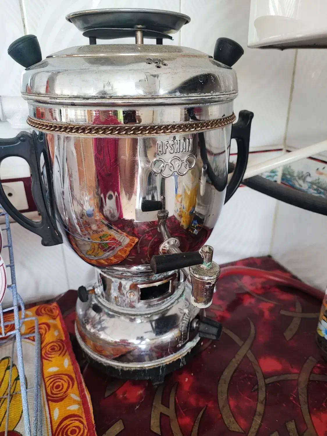 تعدادی وسیله اشپزخانه|ظروف سرو و پذیرایی|فولادشهر, سایت صنعتی کاوه|دیوار