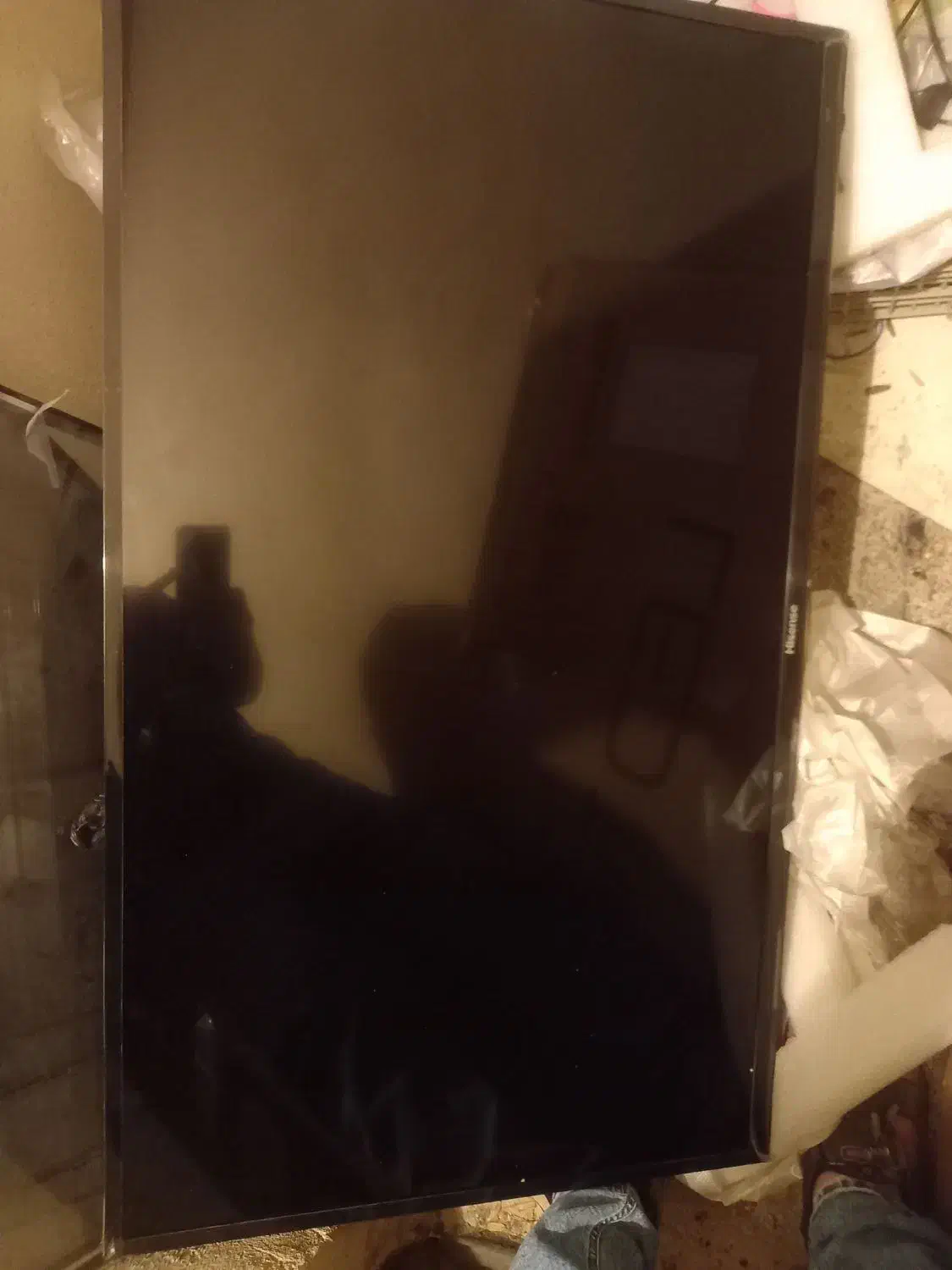 تلویزیون ۴۳ هایسنس نیاز به تعمیر|تلویزیون و پروژکتور|محمدیه-قزوین, |دیوار