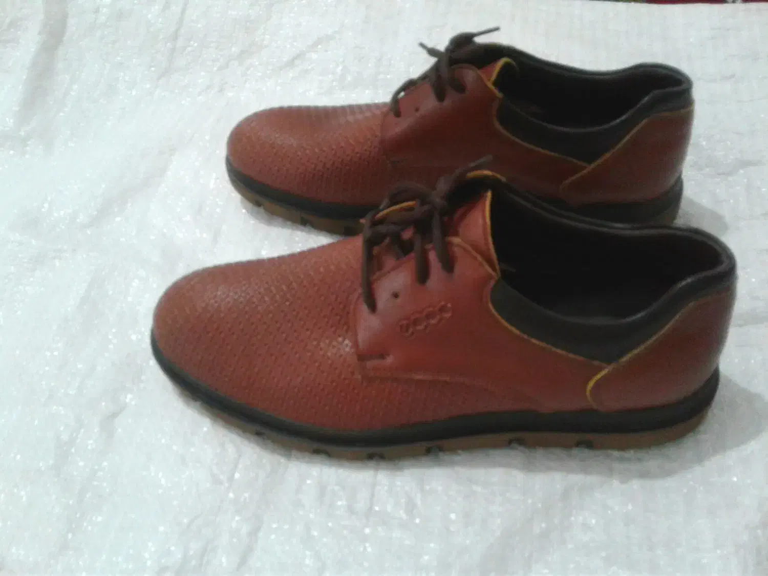 کفش|کیف، کفش، کمربند|سرپل ذهاب, |دیوار