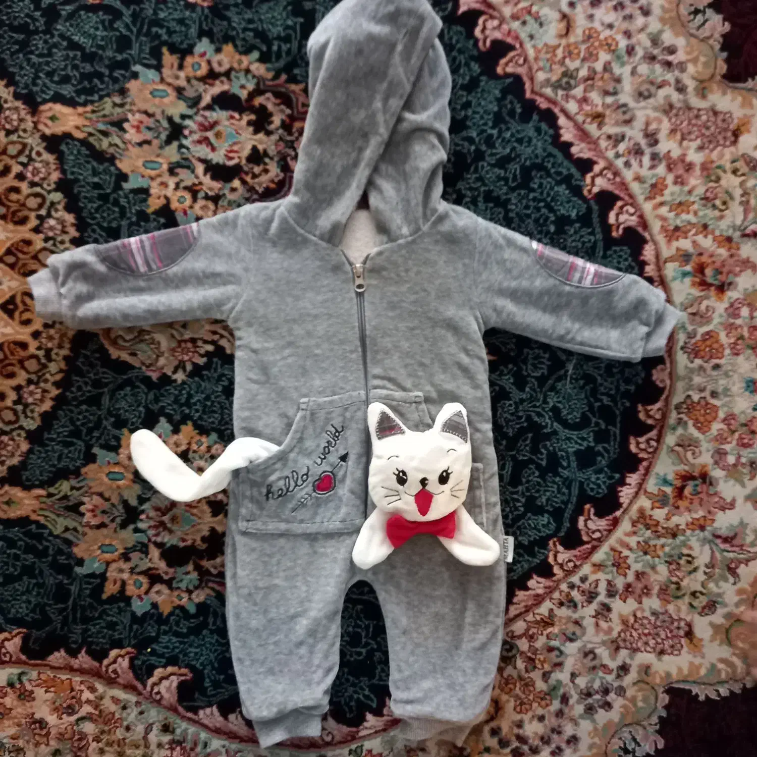 لباس نوزادی|کفش و لباس بچه|اصفهان, جلالیه|دیوار