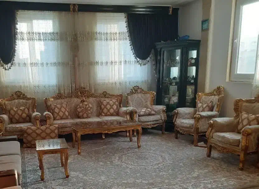 مبل سلطنتی ده نفره شیک|مبلمان خانگی و میز عسلی|قم, پردیسان|دیوار