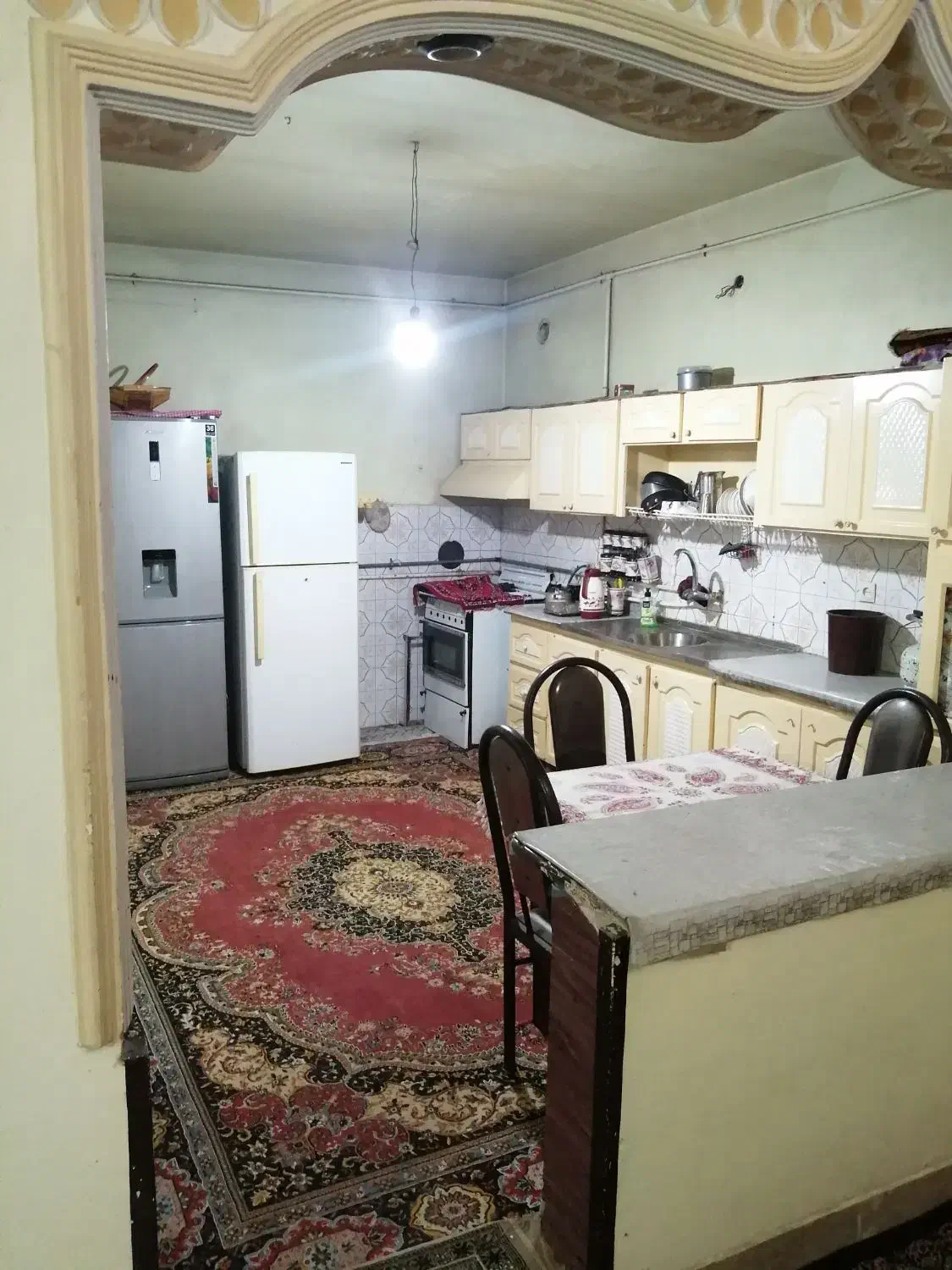 خانه مسافر بزرگ و دلباز. منزل شخصیه|اجارهٔ کوتاهمدت آپارتمان و سوئیت|شیراز, ریاستی|دیوار