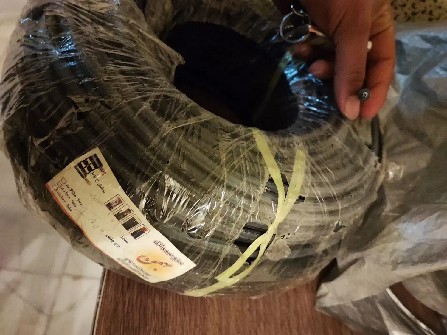 سیم برق|مصالح و تجهیزات ساختمان|اصفهان, درب کوشک|دیوار