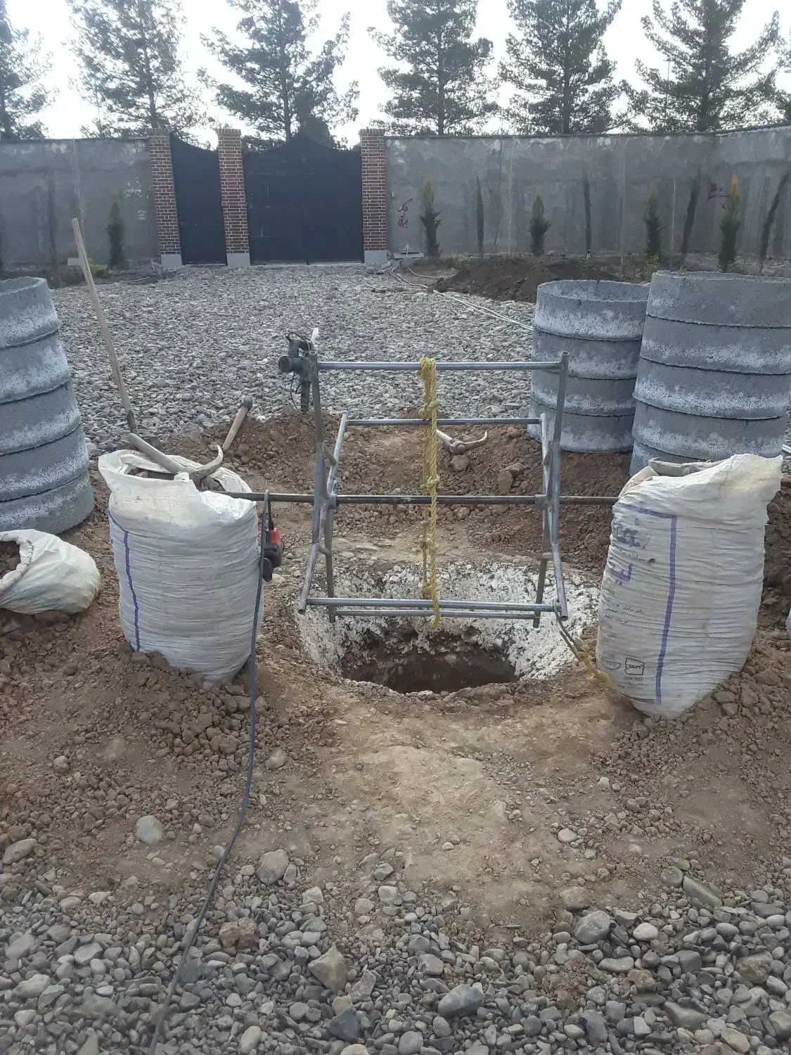 چاه، کن  چاه  فاضلاب حرفه ای سابقه کار 17وچاه آرت|خدمات پیشه و مهارت|کرمان, |دیوار