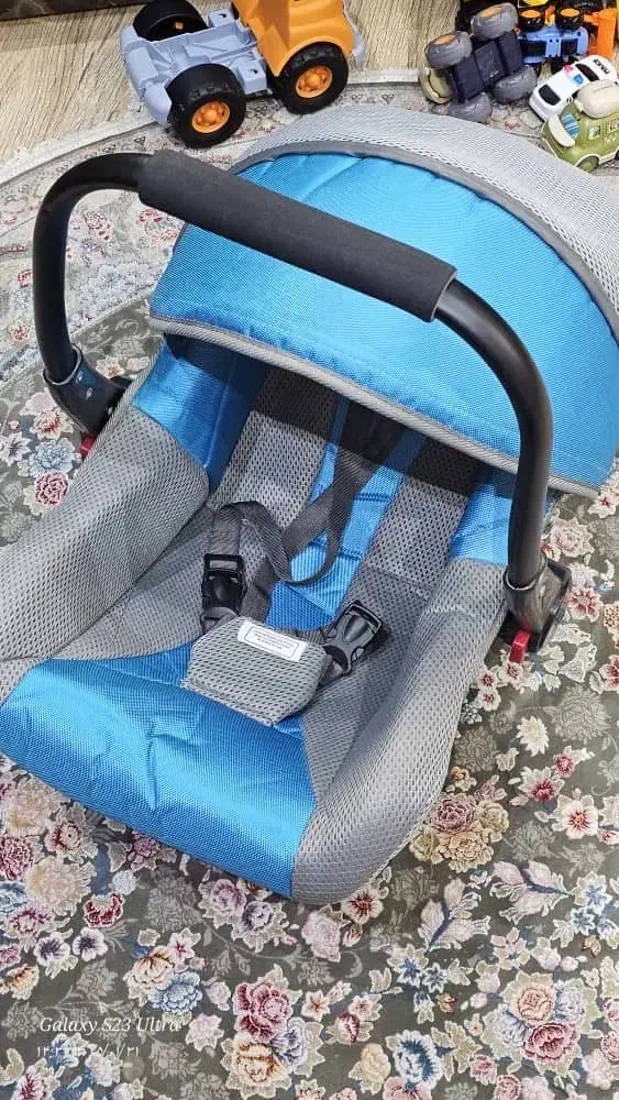 کریر کودک|کالسکه و لوازم جانبی|رشت, فلسطین|دیوار