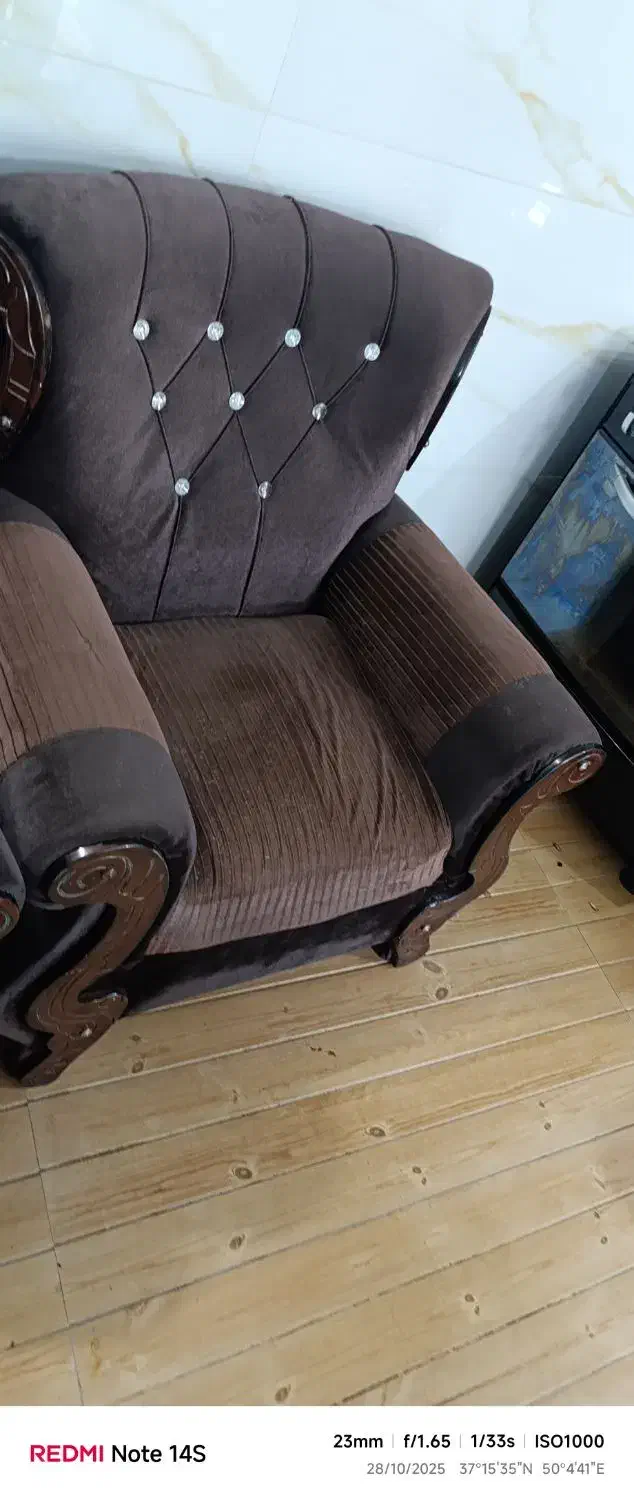 مبل هفت نفره و میز نهارخوری شش نفره|مبلمان خانگی و میز عسلی|رودبنه, |دیوار