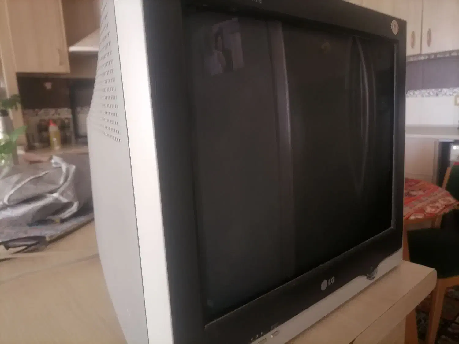 مانیتور الجی|رایانه رومیزی|صدرا-فارس, فاز ۱|دیوار