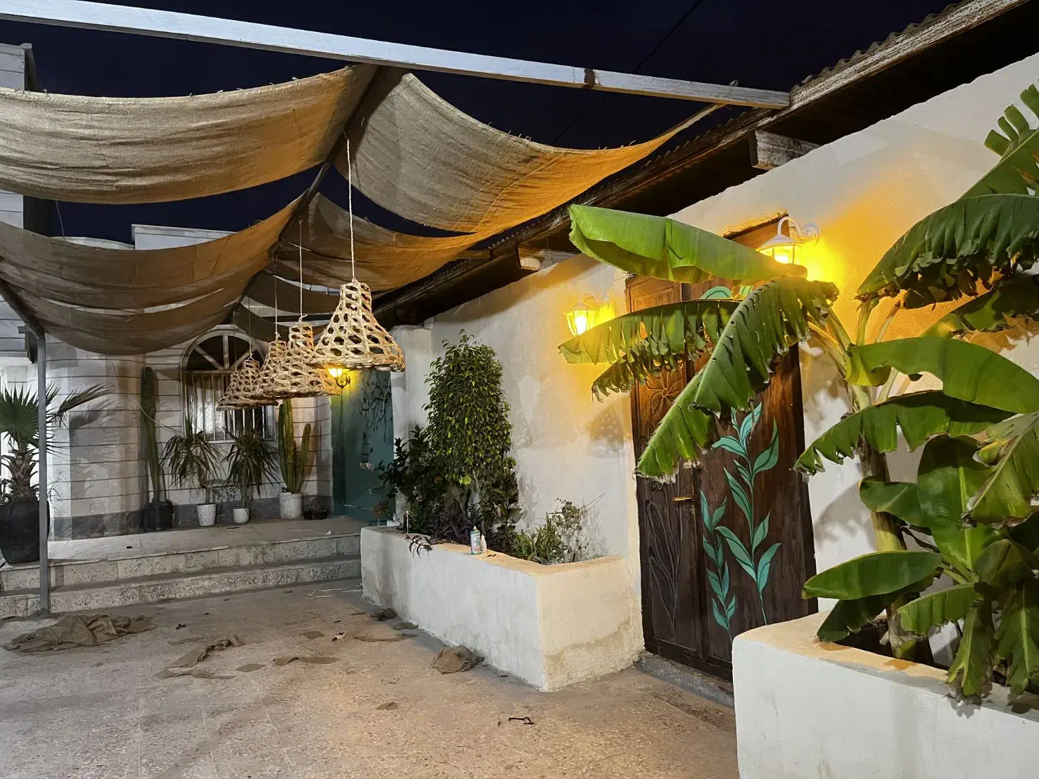 واگذاری یا معاوضه  کافه بندر جاسک|فروش مغازه و غرفه|جاسک, |دیوار