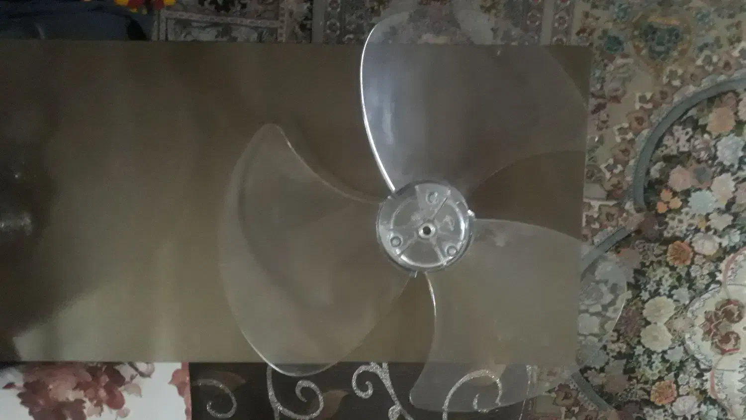 پنکه|پنکه و تصفیه‌کنندهٔ هوا|مشهد, انقلاب|دیوار