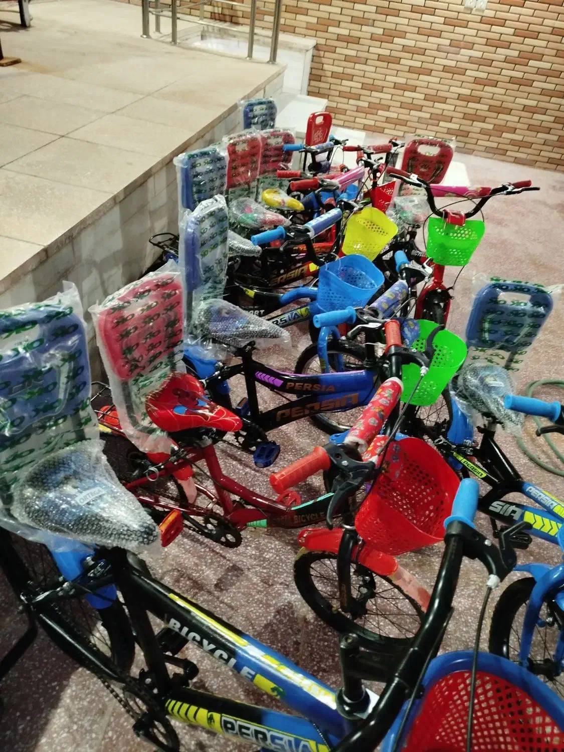 دوچرخه در سایز ۱۲.۱۶.۲۰تمیز درحد مناسب|دوچرخه، اسکیت، اسکوتر|میبد, |دیوار