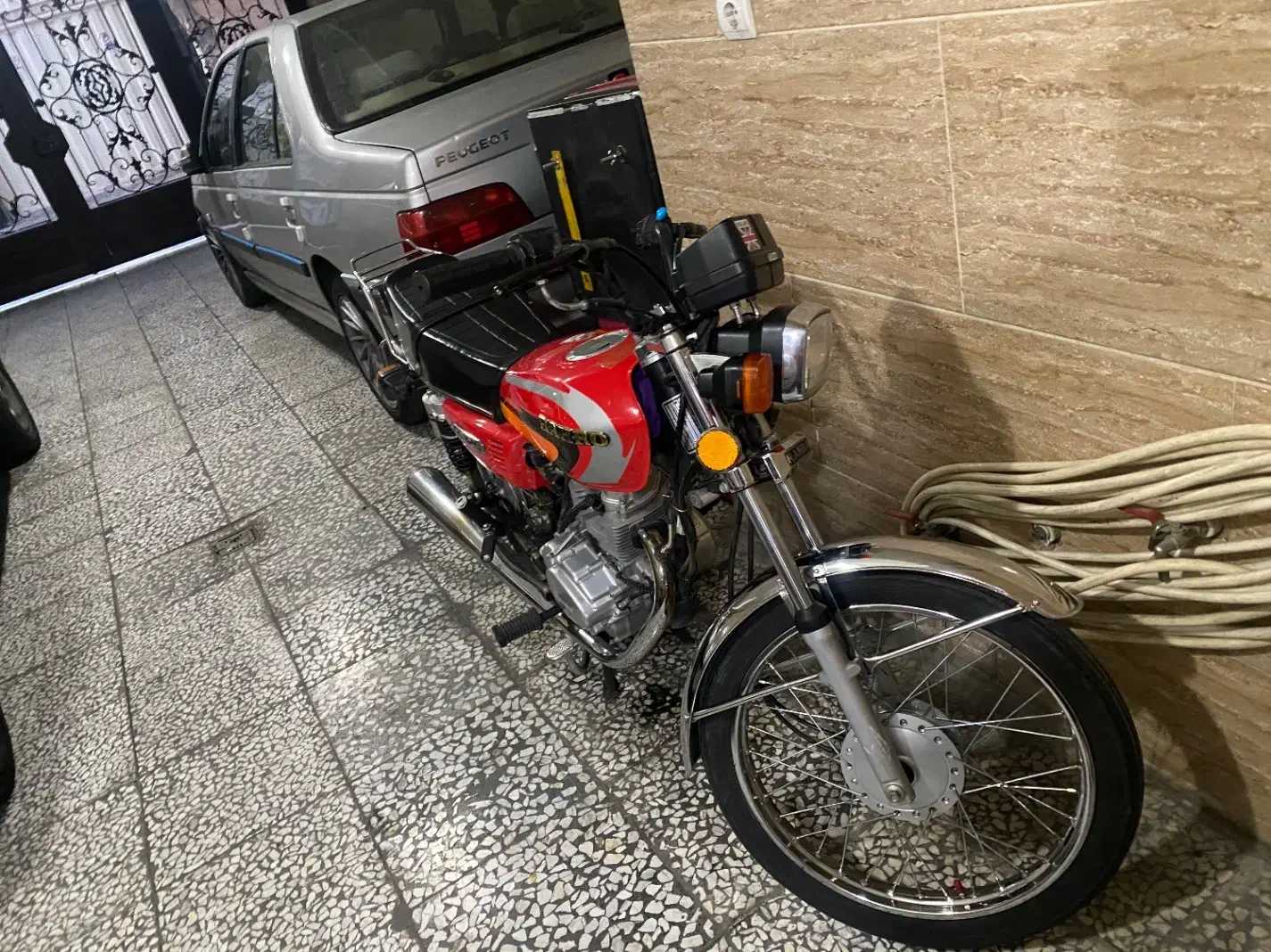 رهرو ۴۰۱|موتورسیکلت|تهران, هفده شهریور|دیوار