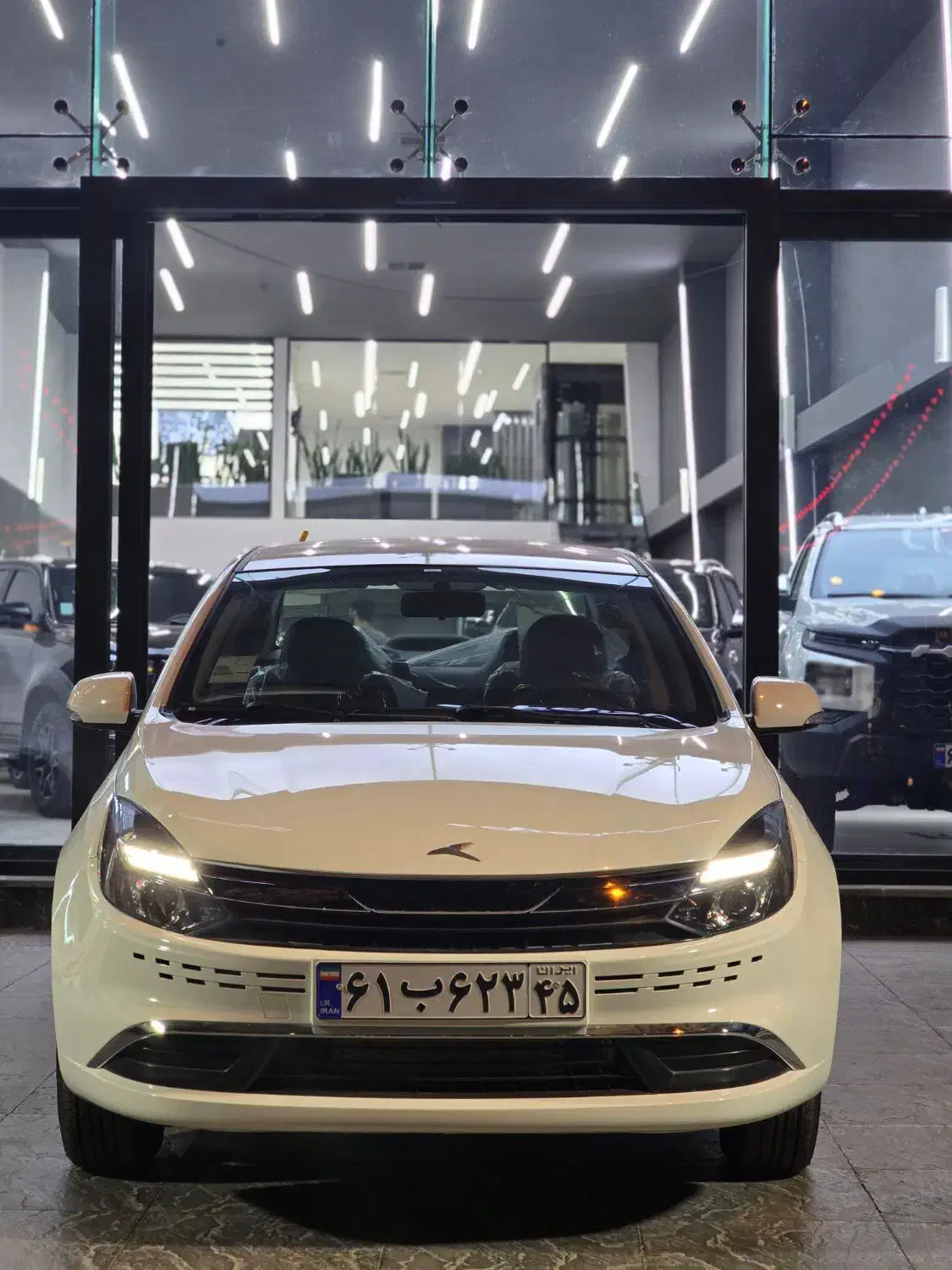 فروش اقساط KMC EAGLE در نمایندگی احمدی نژاد|خودرو سواری و وانت|کرمان, |دیوار