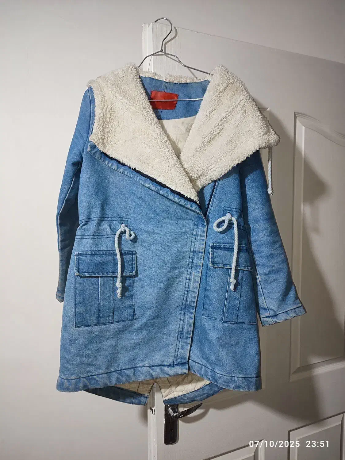 پالتو و مانتو در حد نو|لباس|تویسرکان, |دیوار