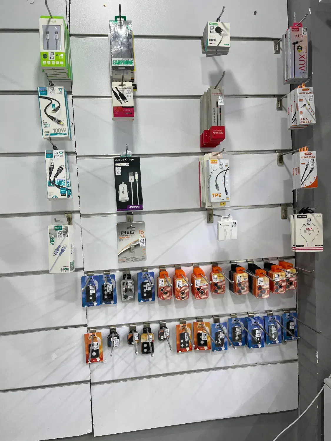 انواع لوازم جانبی و گارد گلس|لوازم جانبی موبایل و تبلت|ایلام, |دیوار