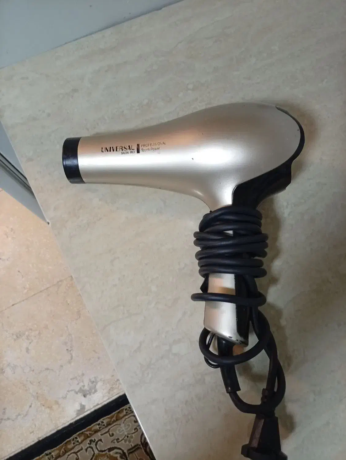 سشوار حرفه ای یونیورسال|آرایشی، بهداشتی، درمانی|بندر انزلی, اطبا|دیوار