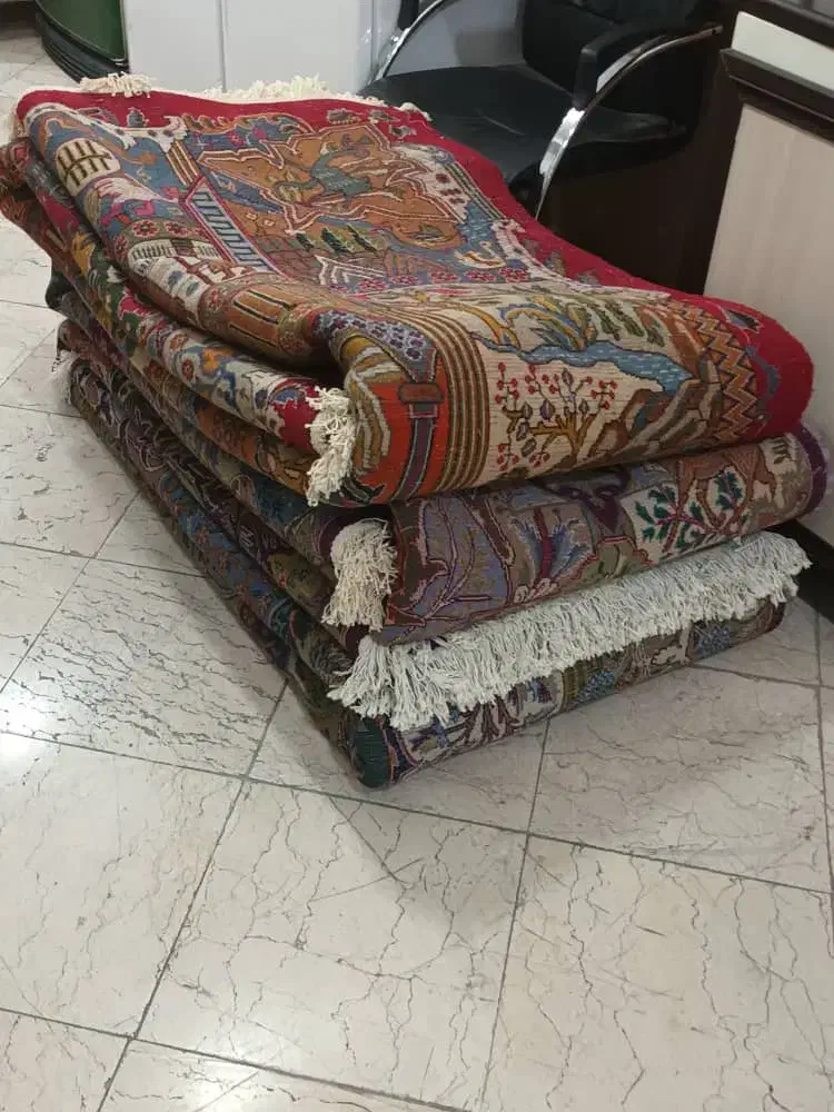 فروشنده و خریدار فروش دستبافت ماشینی|فرش|تهران, سعادتآباد|دیوار