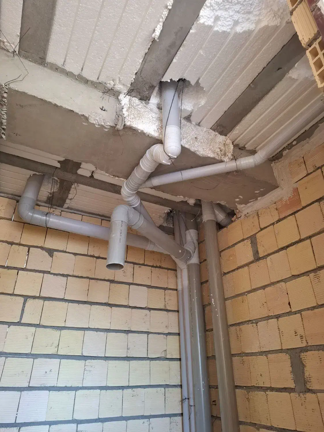 لوله کشی و نصب شیرالات و پمپ|خدمات پیشه و مهارت|کرمانشاه, |دیوار