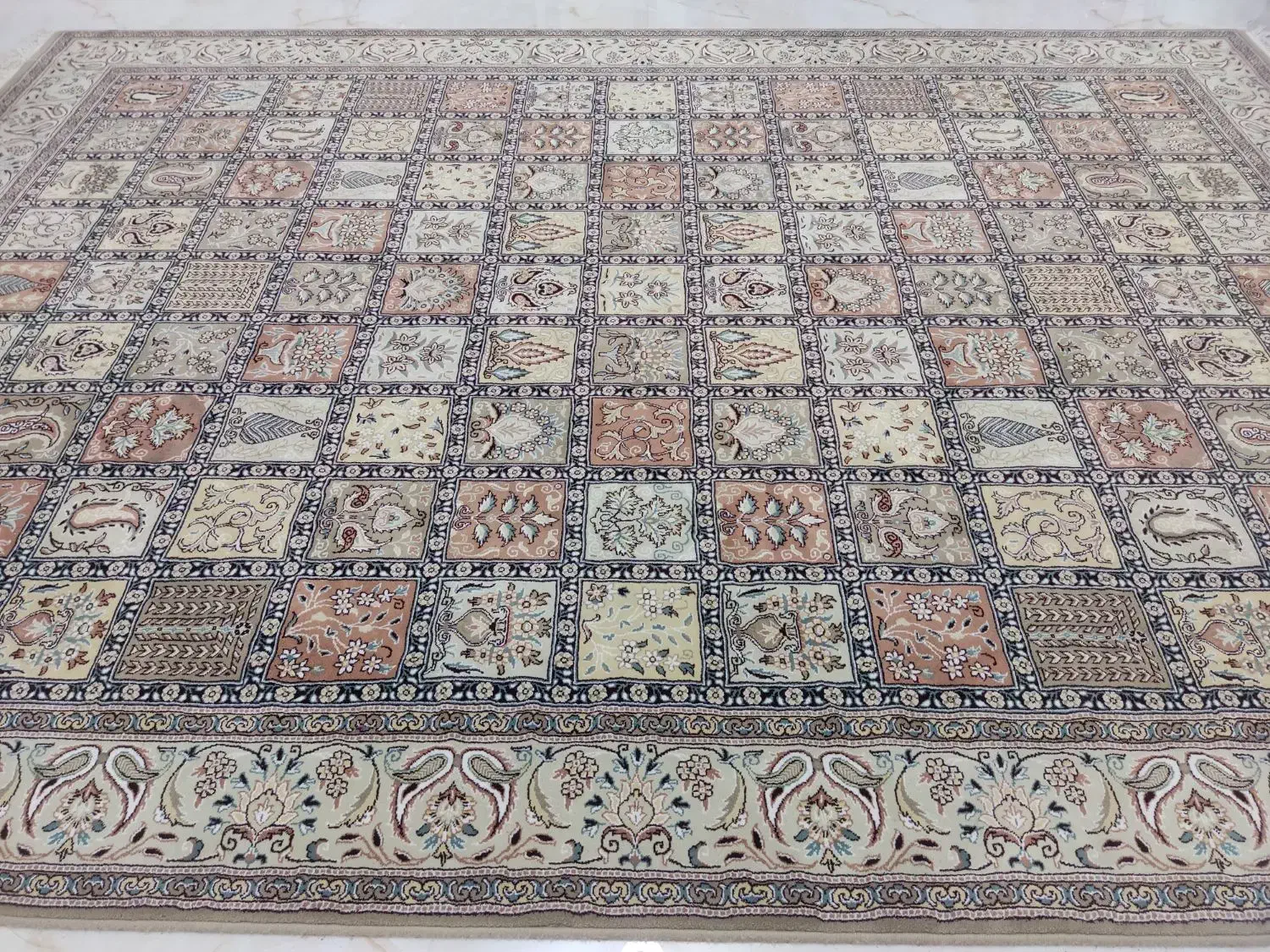 فرش ۹متری|فرش|بندر انزلی, کارآموزی|دیوار