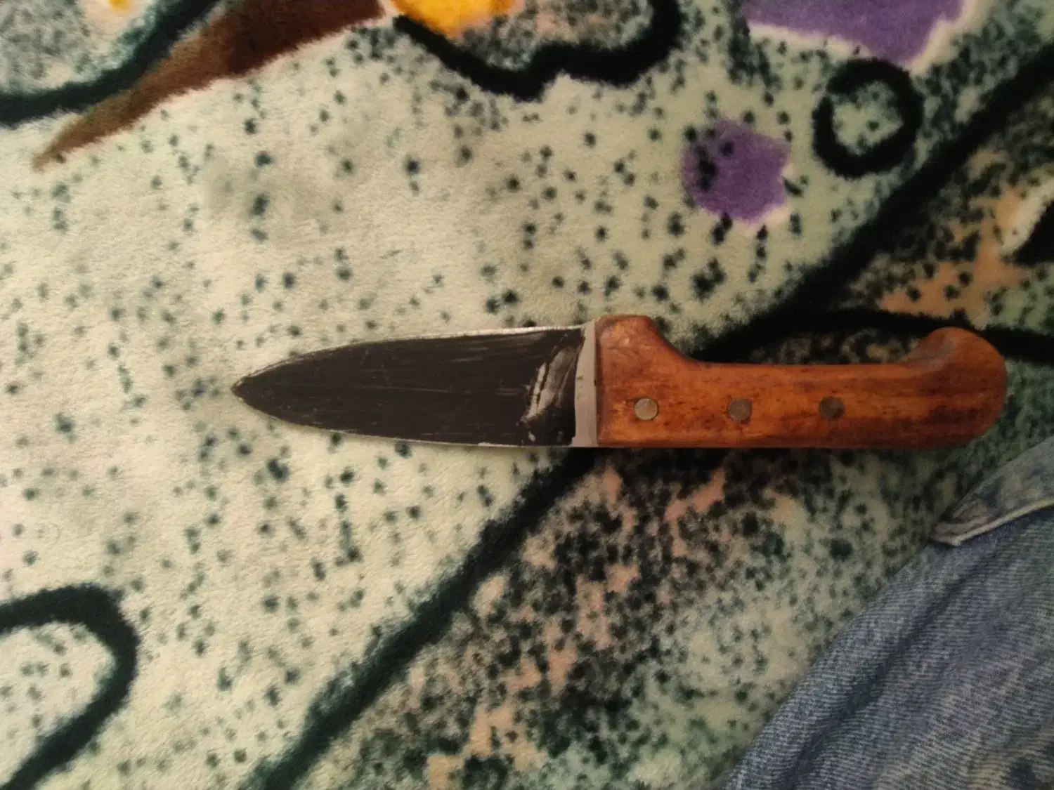 چاقو حیدری نوک تیز|کلکسیون اشیاء عتیقه|زرقان, |دیوار