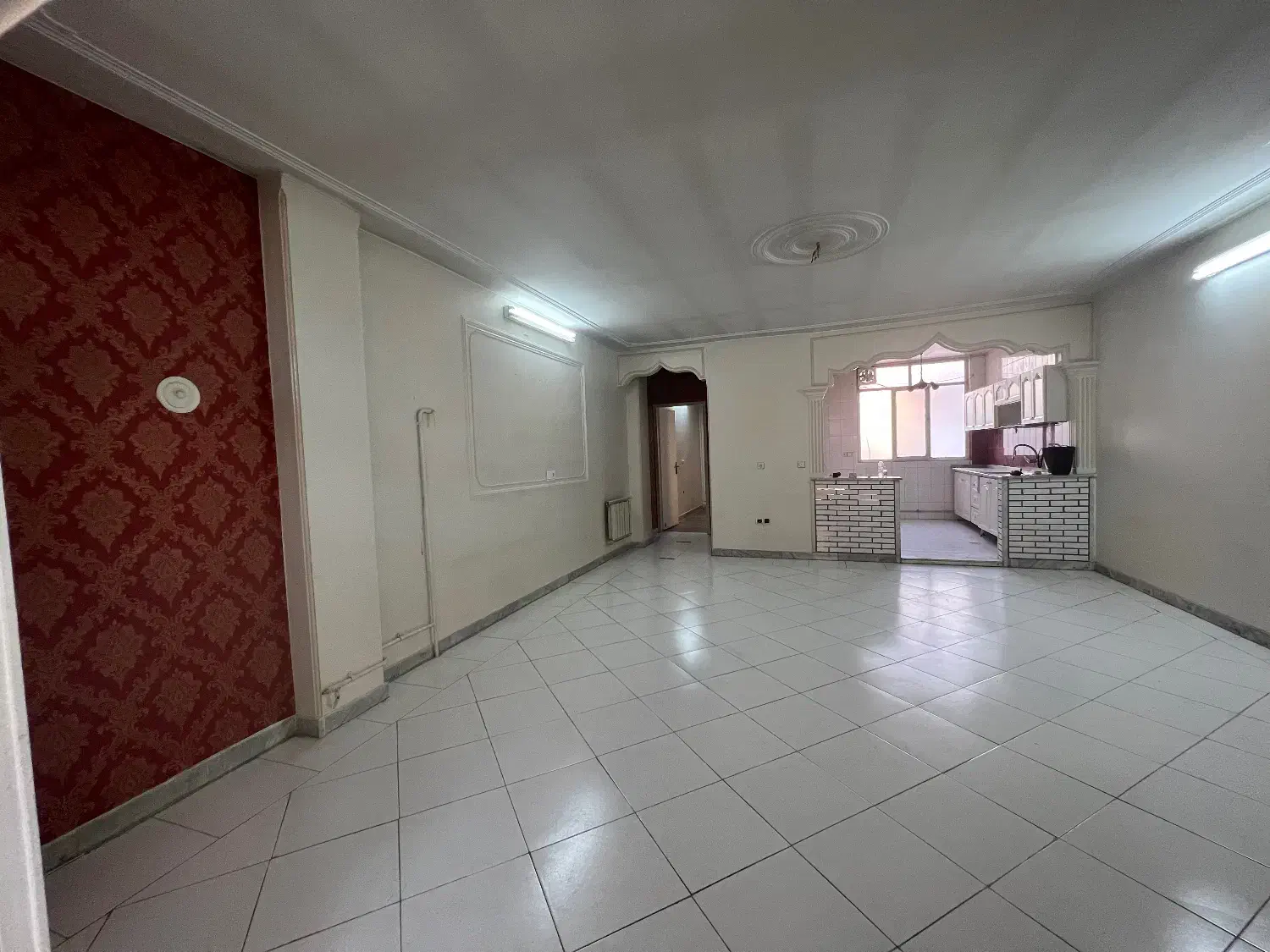 ۷۵ متر /دو خواب/ تقاطع کارگر آذربایجان /فوری تخلیه