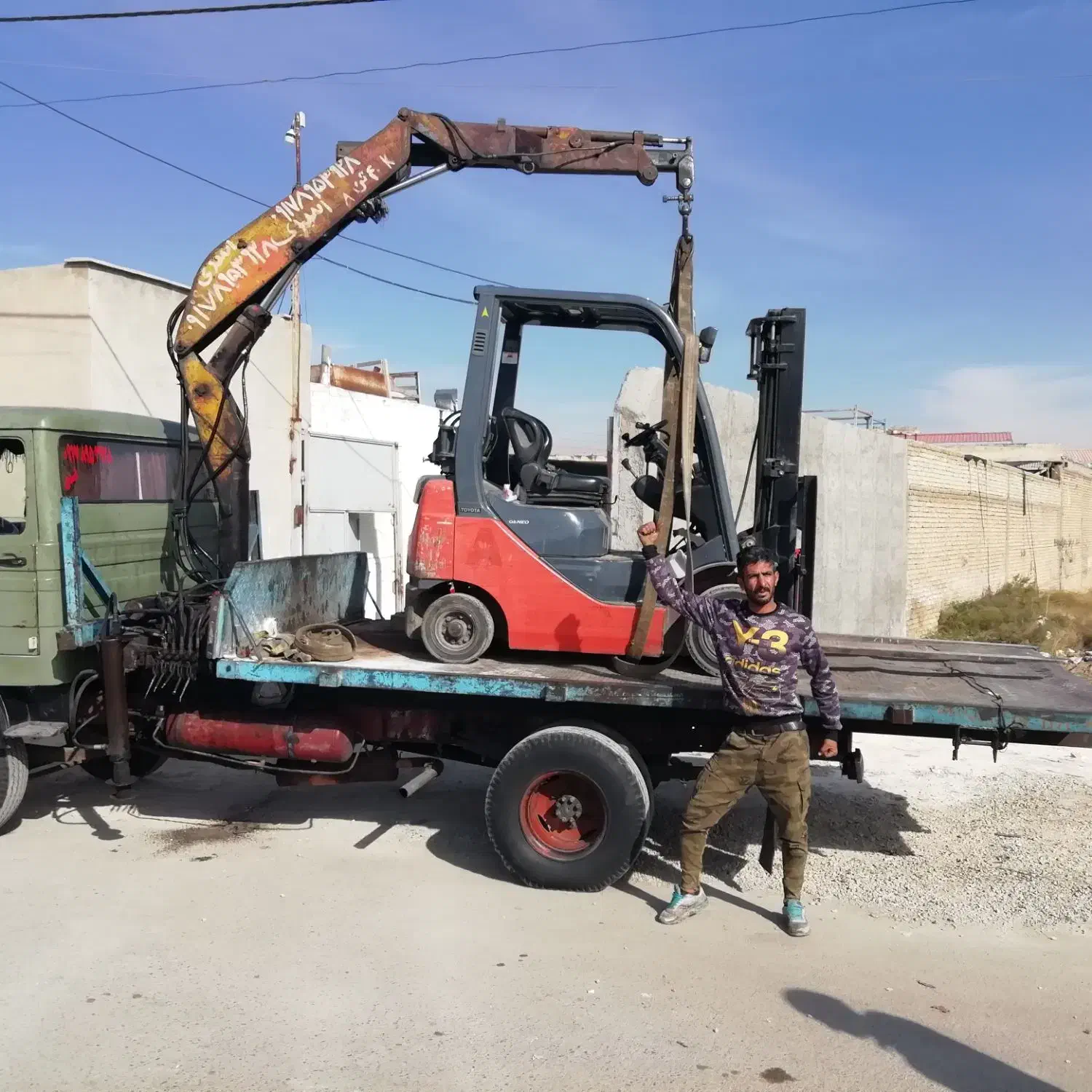 جرثقیل خاور|خدمات حمل و نقل|شیراز, شیخ علی چوپان|دیوار