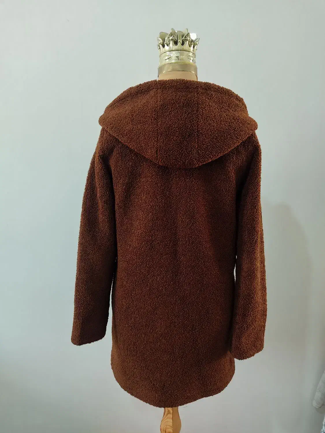 پالتو زنانه|لباس|خوی, |دیوار