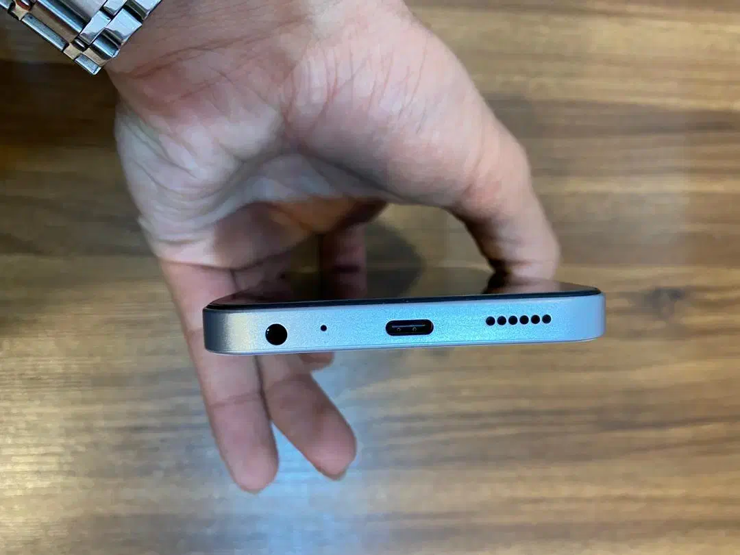 گوشی موبایل ردتون E10|موبایل|شیراز, زند|دیوار