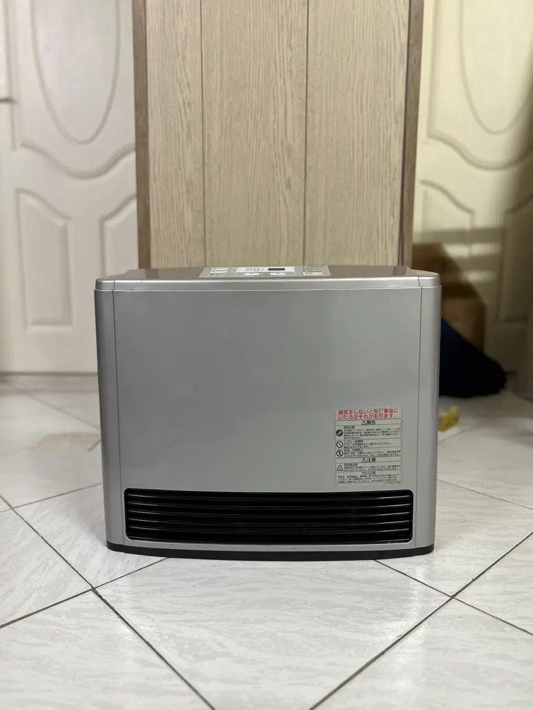 بخاری ژاپنی گازی برقی فن دار ۵۸۰۰|بخاری، هیتر، شومینه|تهران, امیریه|دیوار