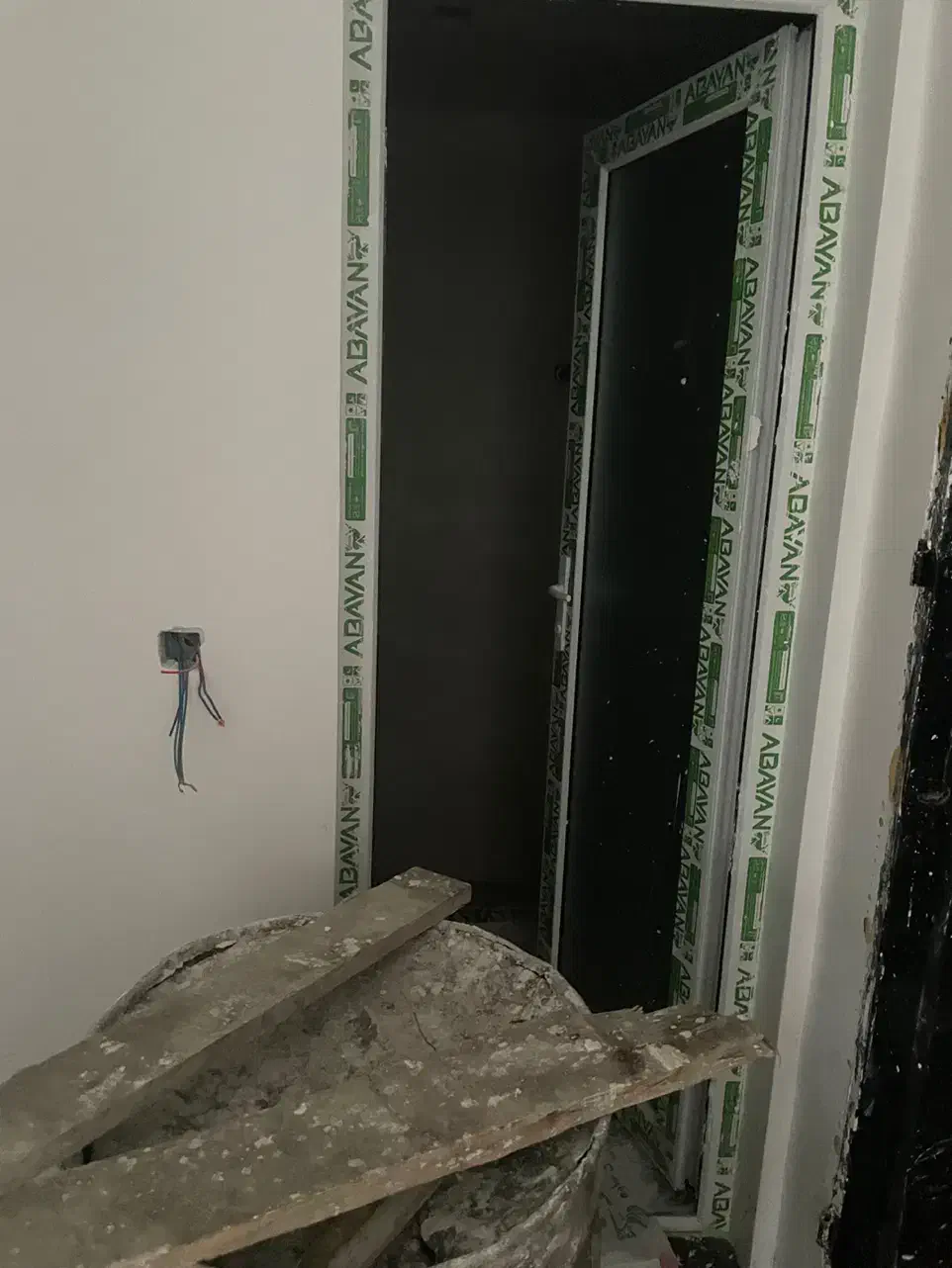 واحد نوساز ۷۶متری طبقه اول با وام ۳۵۰ میلیونی|فروش آپارتمان|املش, |دیوار