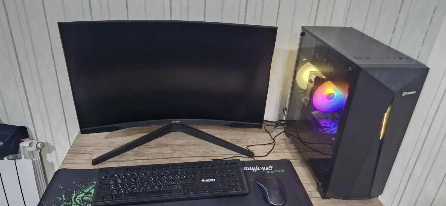 کیس و مانیتور گیمینگ|رایانه رومیزی|کرج, باغستان|دیوار