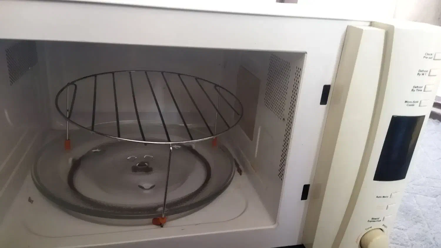 ماکروفر|سایر لوازم برقی|مشهد, کارگران|دیوار