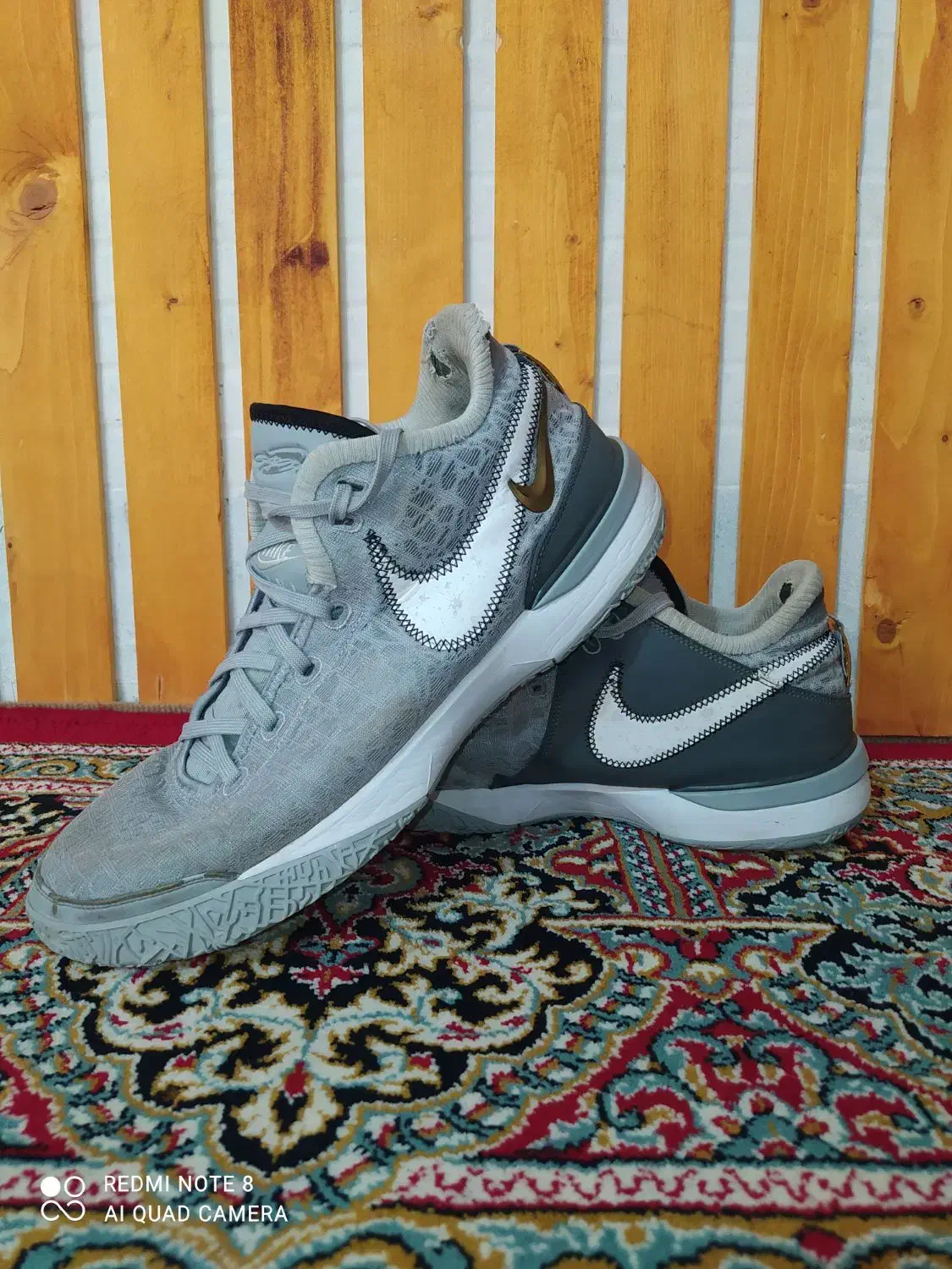 کفش بسکتبال / والیبال|کیف، کفش، کمربند|کرمانشاه, |دیوار