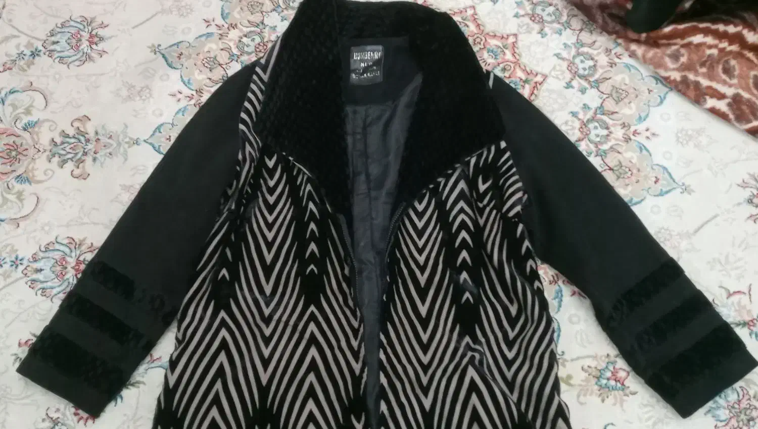 پالتو زنونه.  ۲۰۰ ت|لباس|مراغه, |دیوار