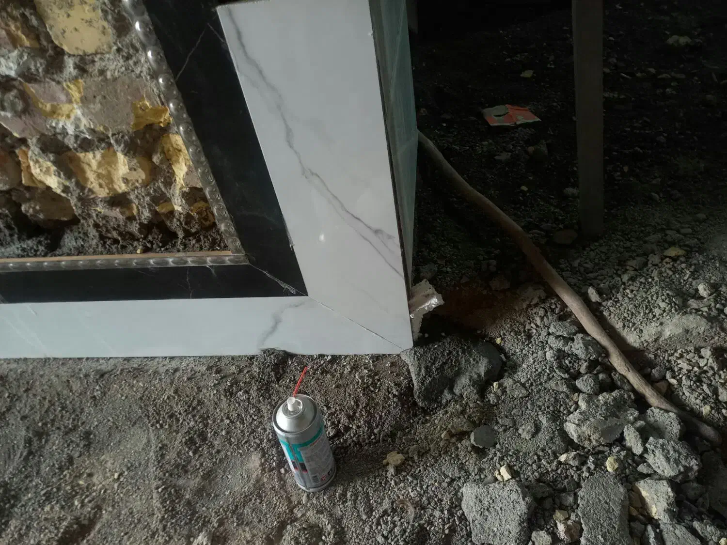 کاشی کاری سرامیک کاری|خدمات پیشه و مهارت|زابل, |دیوار