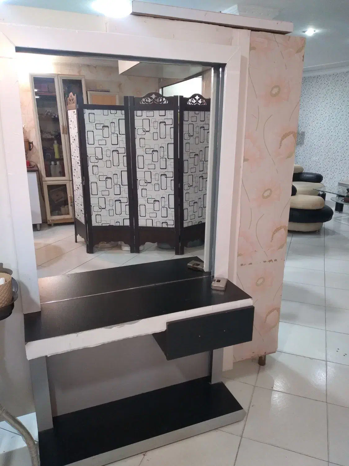 تعداد دو عدد اینه هر کدام ۲ میلیون تومان|آینه|بهارستان, |دیوار