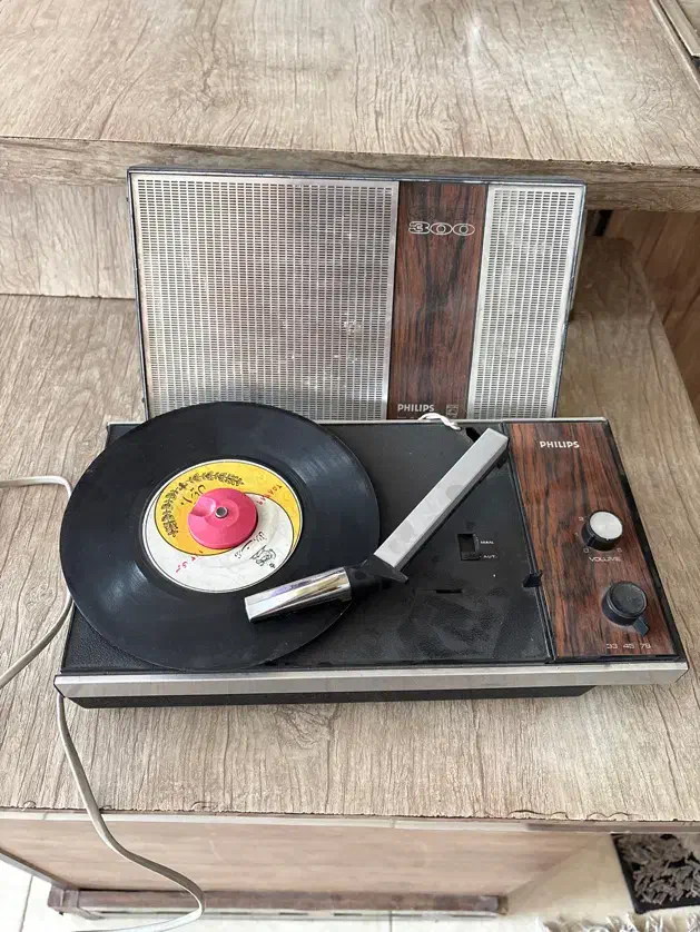 گرام قدیمی فیلیپس اصلی نو|کلکسیون اشیاء عتیقه|اصفهان, بیدآباد|دیوار