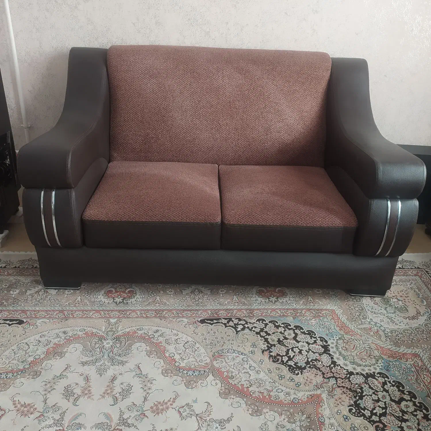 ست مبلمان۷نفره ومیز جلو مبلی و چهار عسلی چرخ دار|مبلمان خانگی و میز عسلی|ملایر, |دیوار