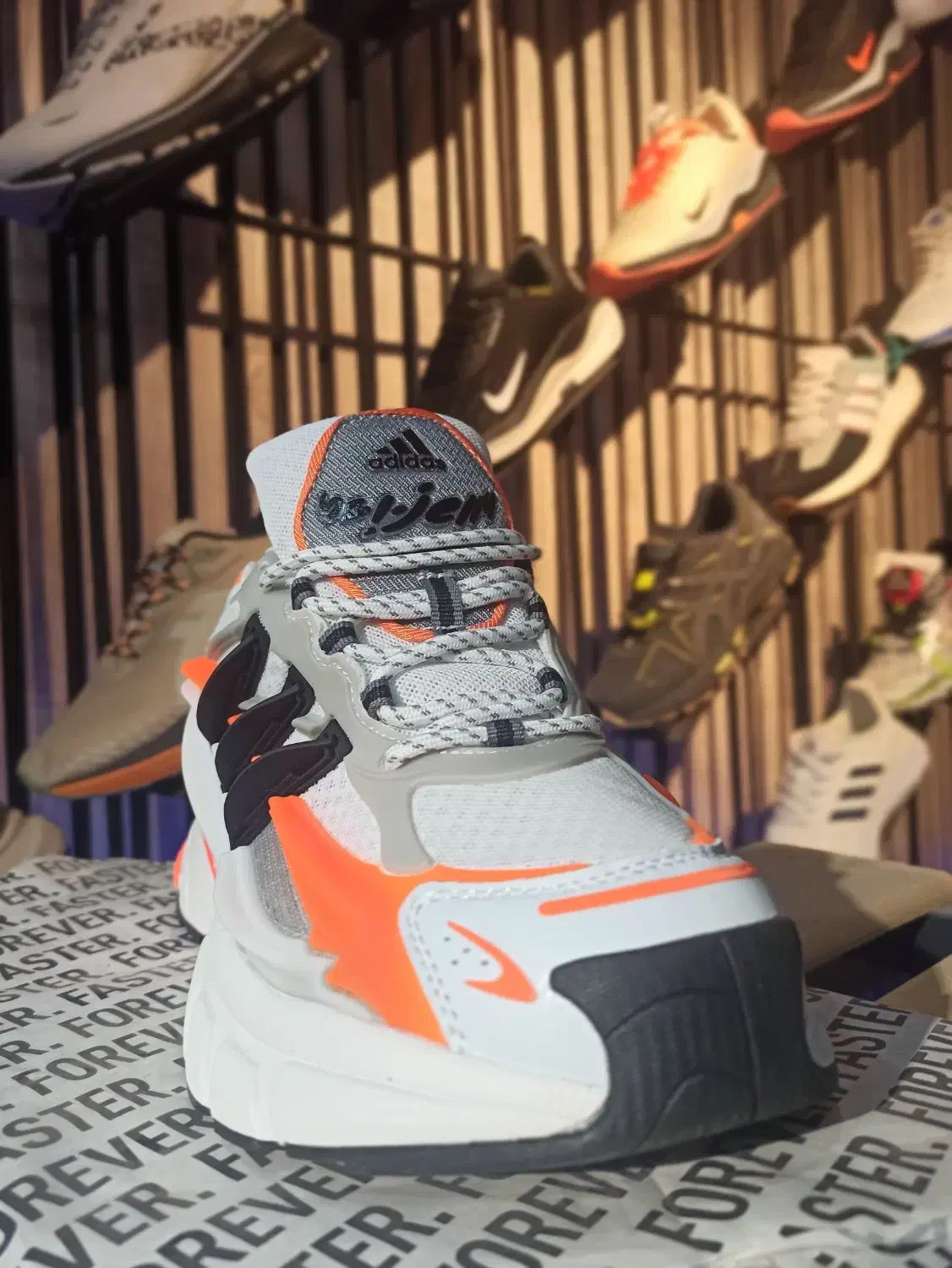 کتونی مستر|کیف، کفش، کمربند|جلفا, |دیوار