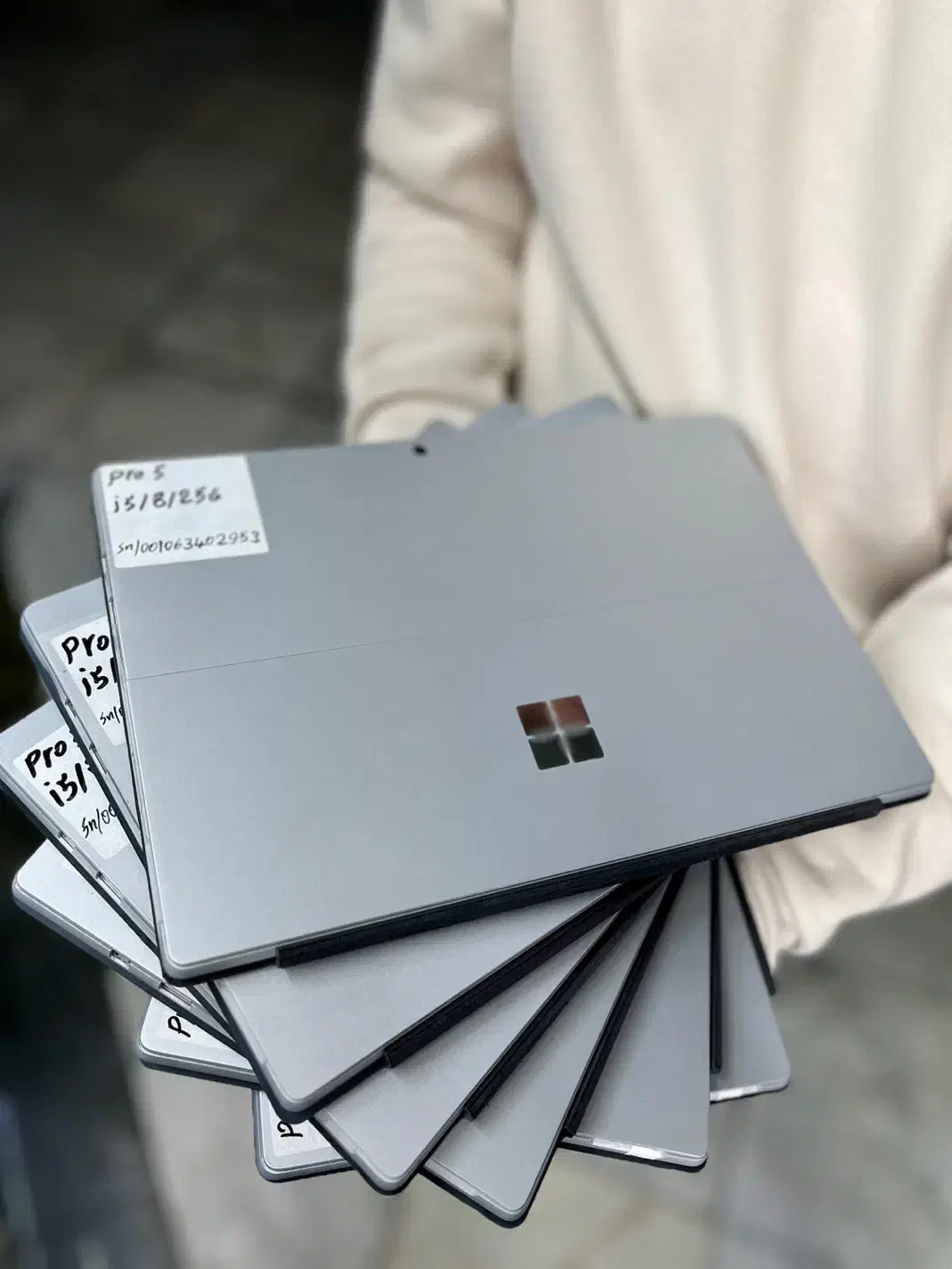 سرفیس پرو ۵ سیم کارت خور- Surface Pro5 i5/8/256|رایانه همراه|تبریز, |دیوار
