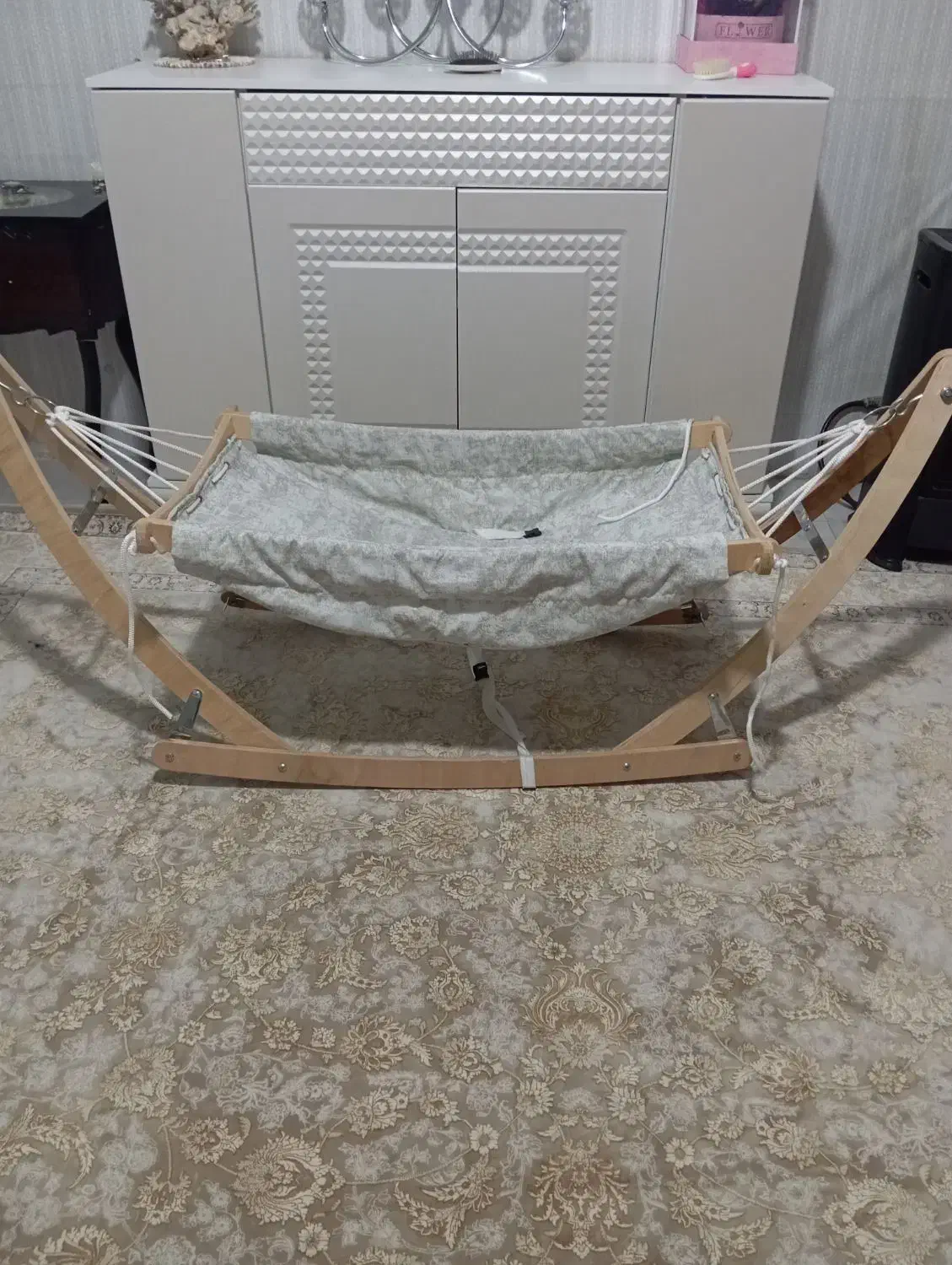 گهواره نانو|اسباب و اثاث بچه|رباط‌کریم, شترخوار|دیوار