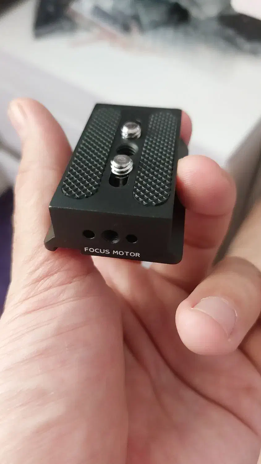 فروش انواع کفی و کفشک رونین و سه پایه|دوربین عکاسی و فیلمبرداری|تهران, شهرک محلاتی|دیوار