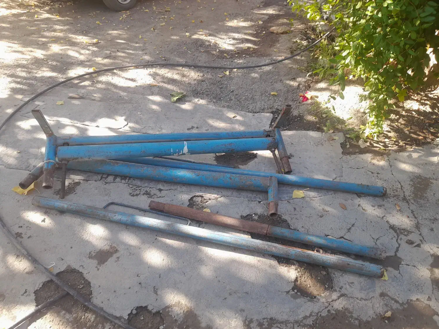 دار قالی|ابزارآلات|سنندج, |دیوار