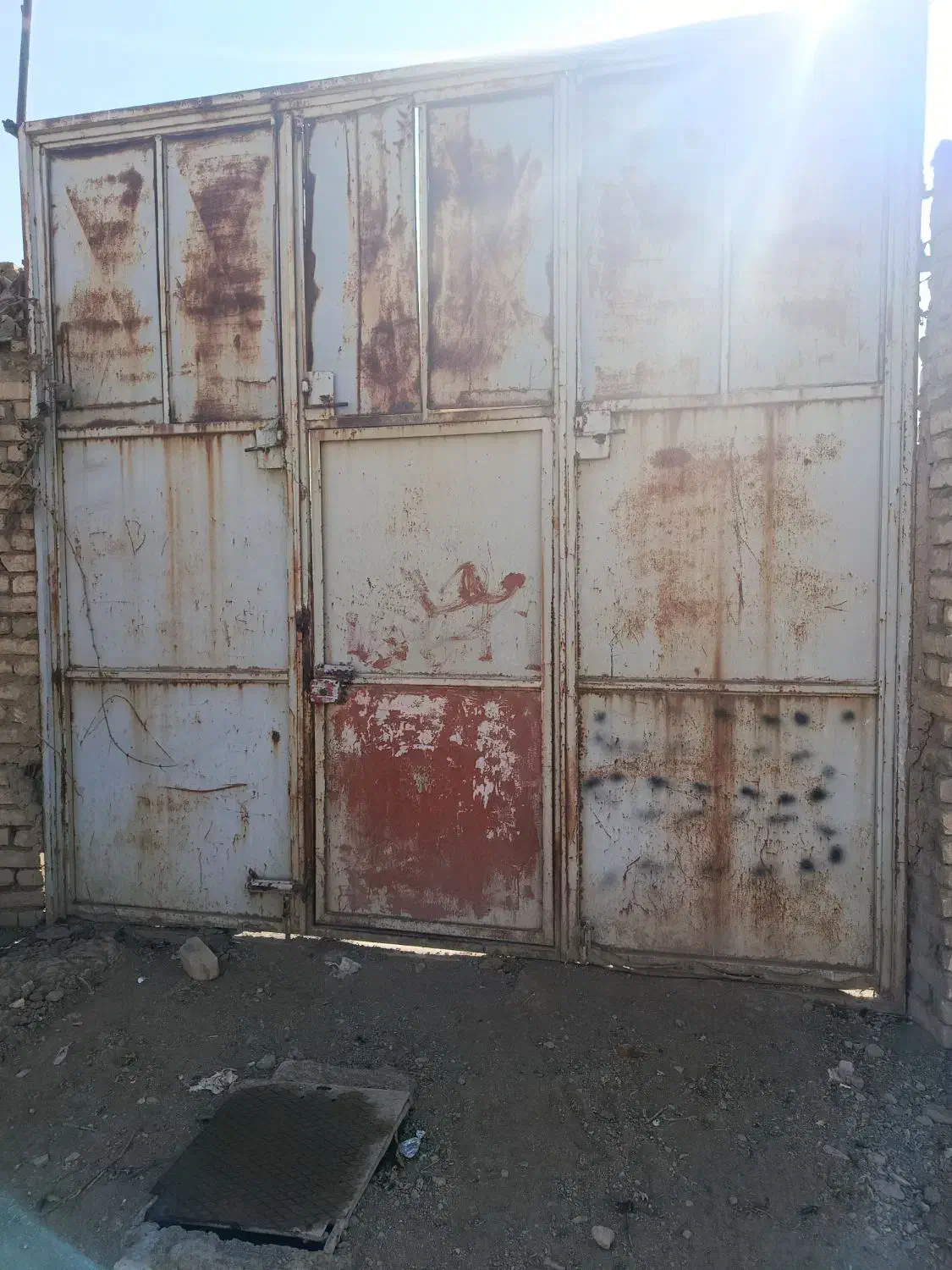 درب حیاط|مصالح و تجهیزات ساختمان|فرمهین, |دیوار